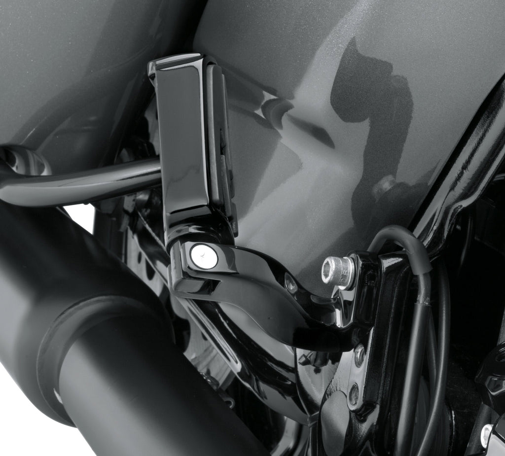 Harley-Davidson Passenger Footpeg Mounts Gloss Black