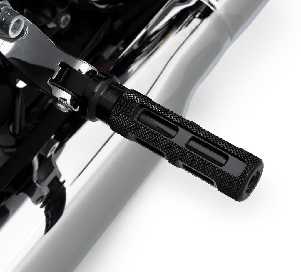 Harley-Davidson Switchback Passenger Footpegs Black Anodized