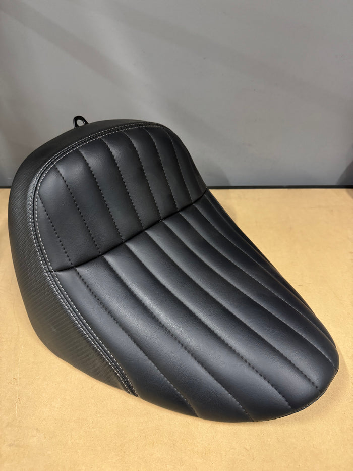 Street Bob Solo Seat 52000265L