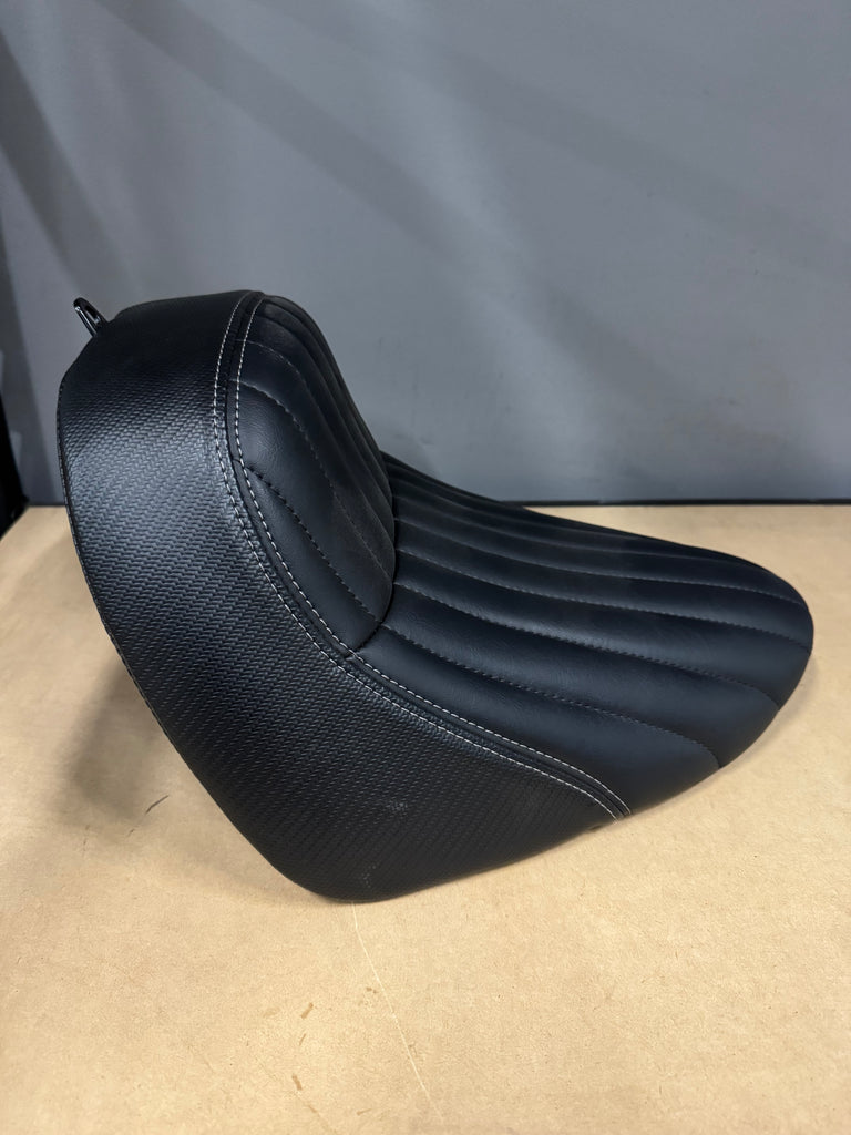 Street Bob Solo Seat 52000265L