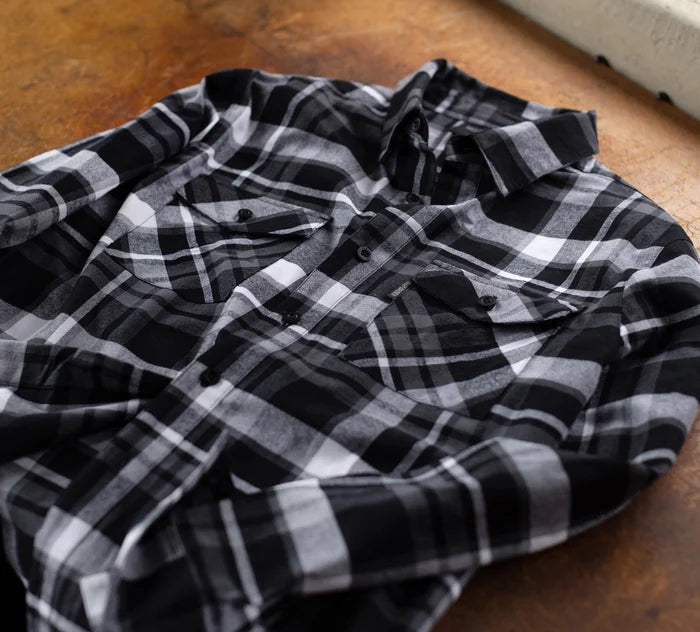 Men's Essence Shirt -Black Plaid